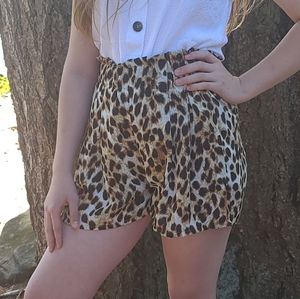 NWT TIMING High Waist Leopard Short
